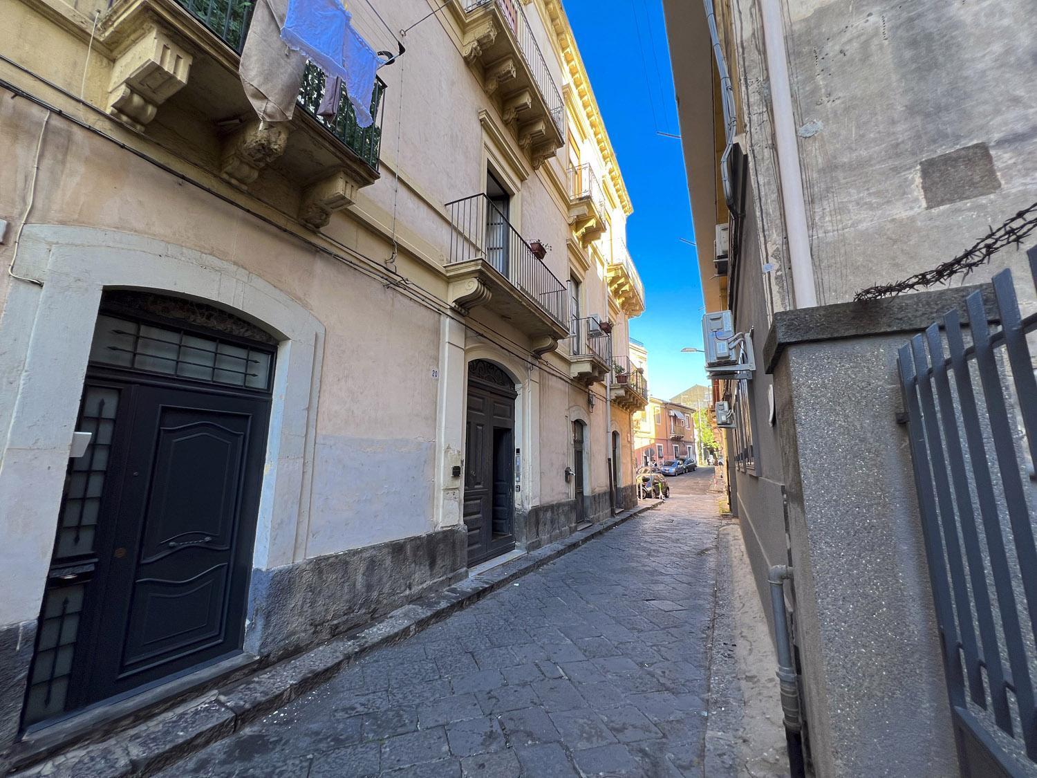 Leoscar Apartment In Catania Center Self Check-In Εξωτερικό φωτογραφία
